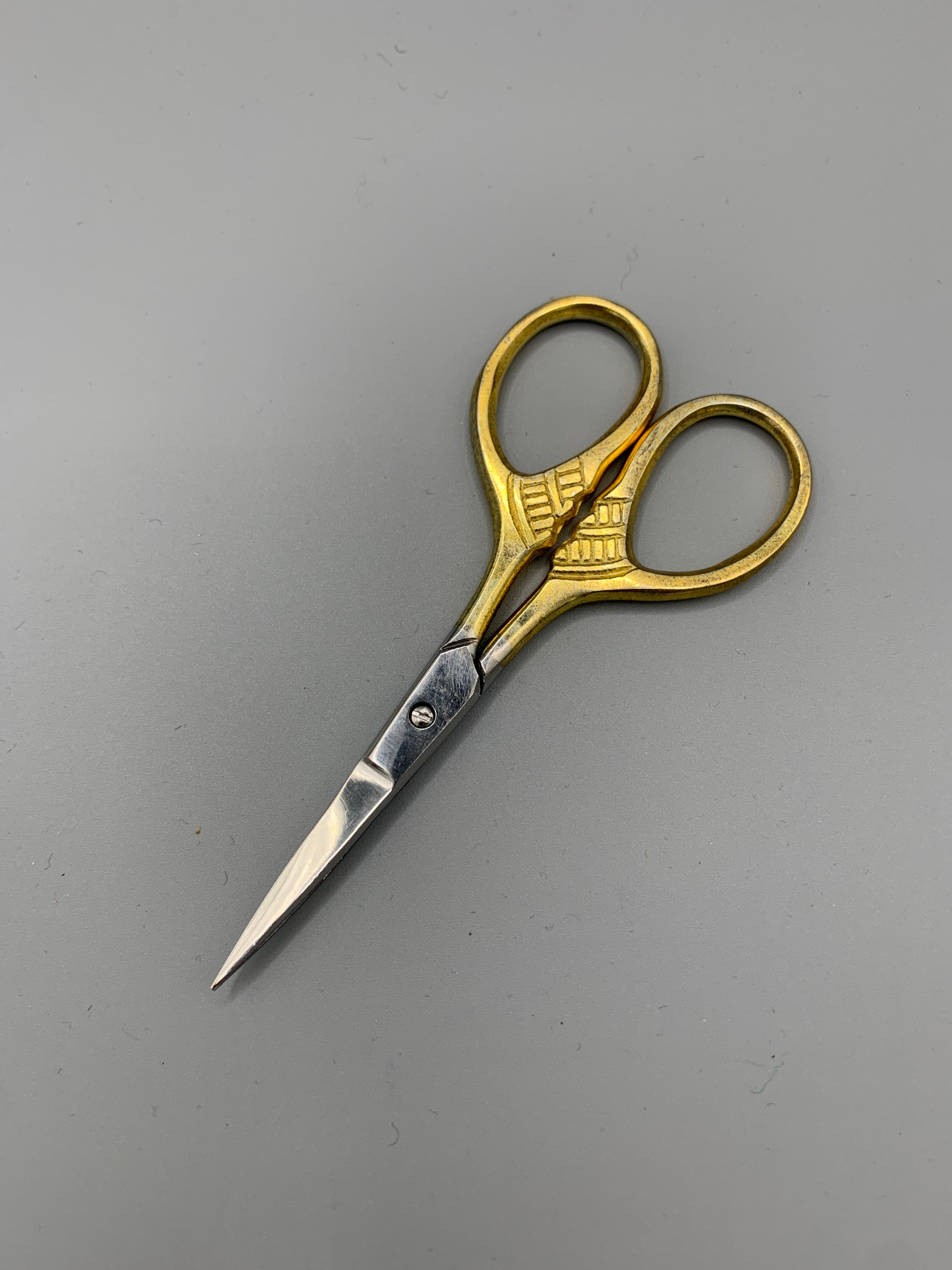 Feather scissors